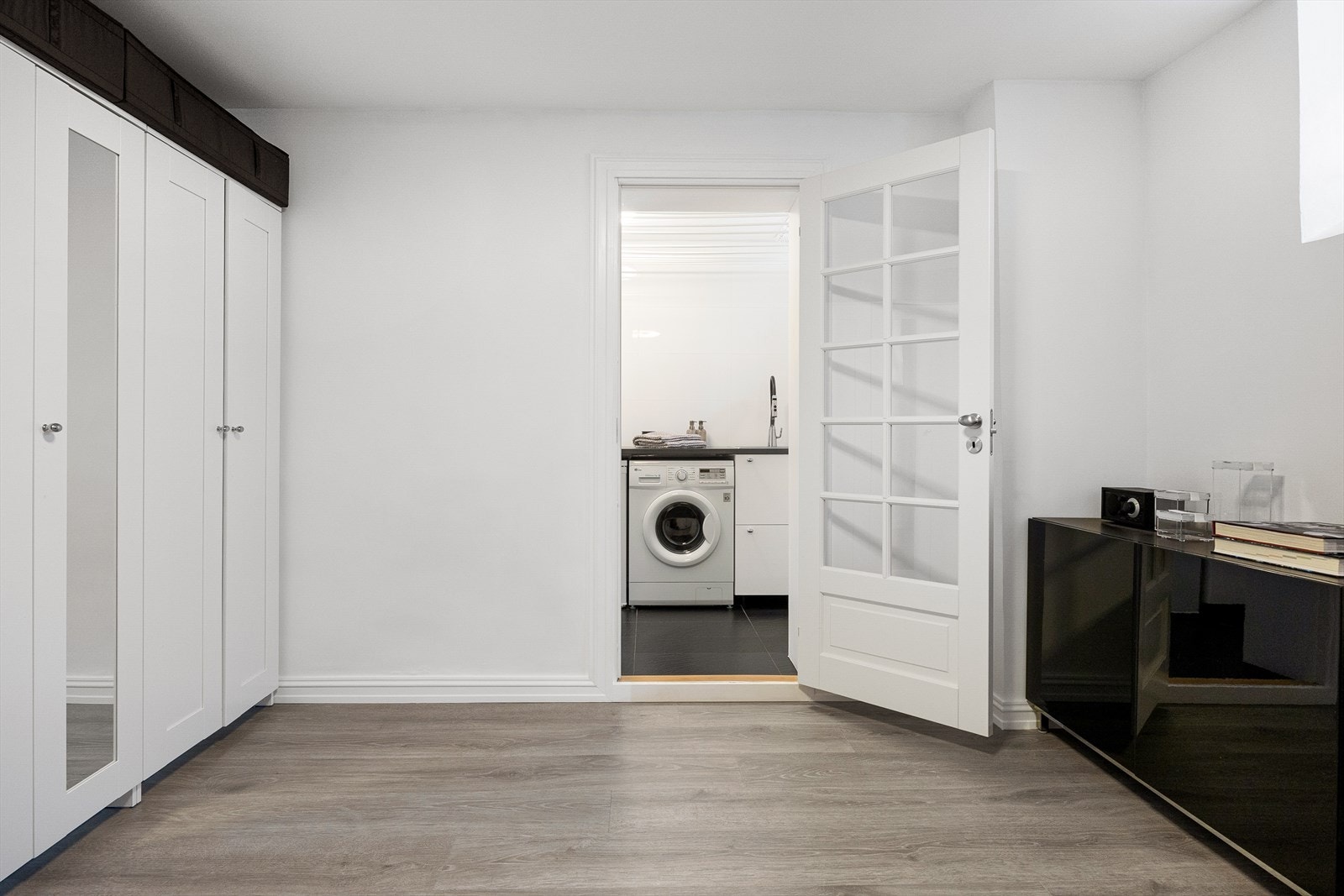 - Eiendommen byr på mange muligheter for ny eier - Galleribilde