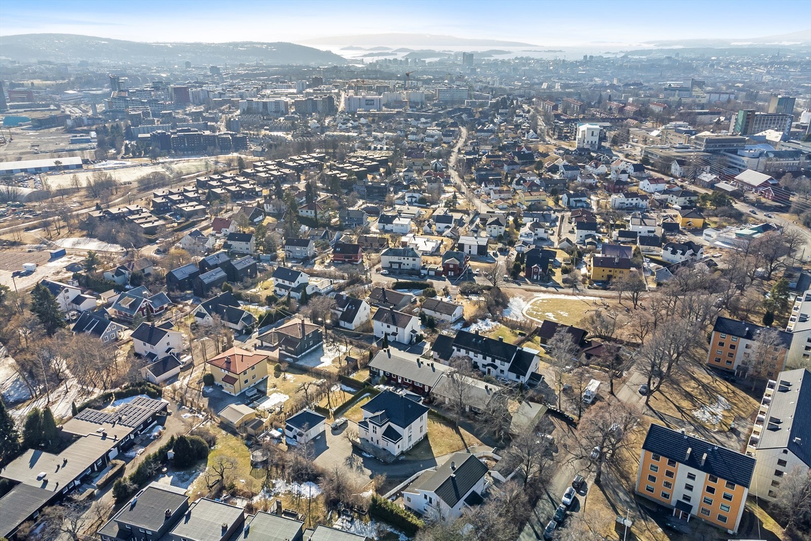 Refstad allé 13 - drone-8.jpg Galleribilde