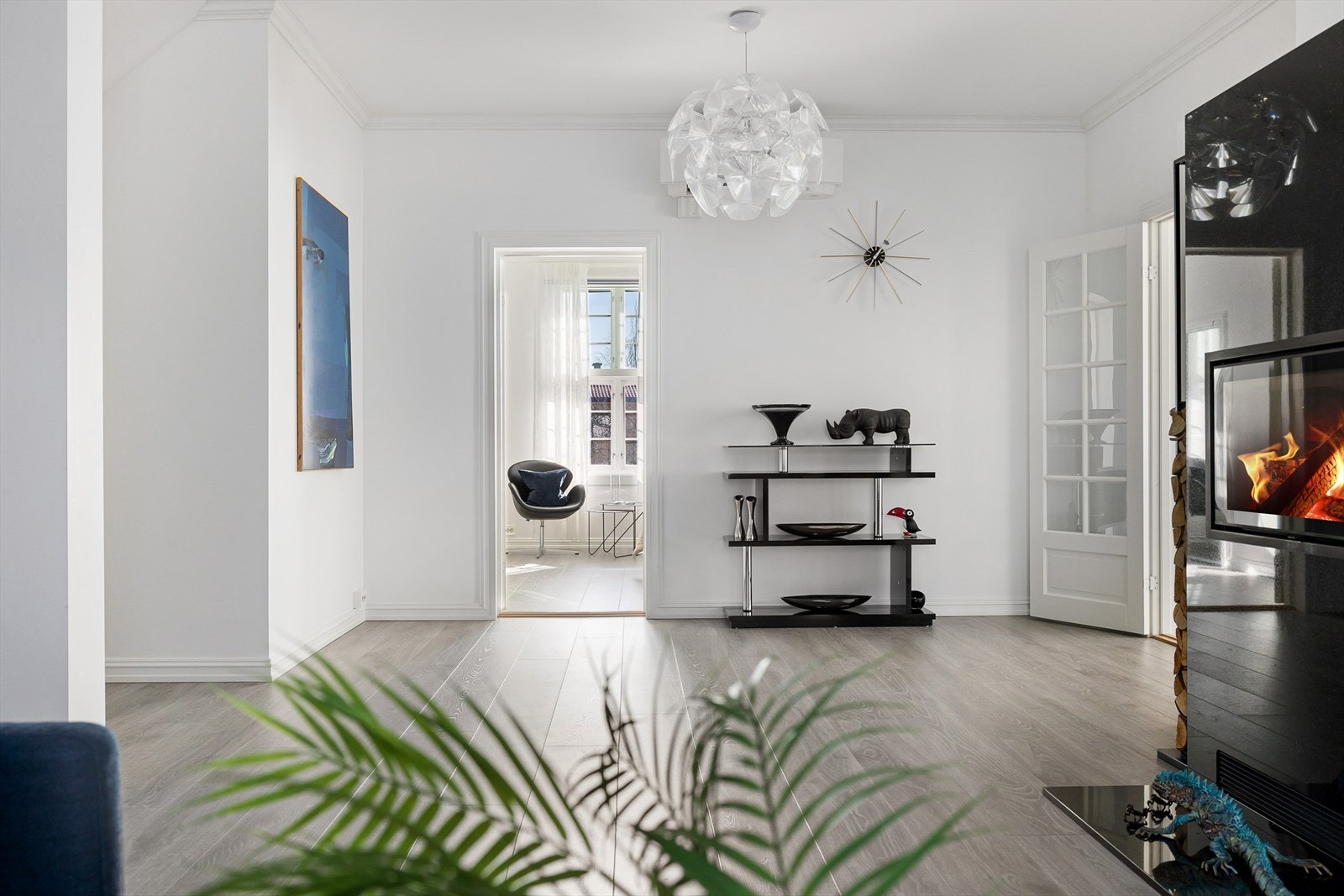 - Hall/bibliotekstue - Galleribilde