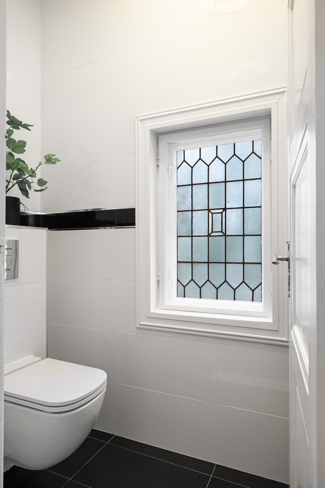 - Toalett ved entré - Galleribilde