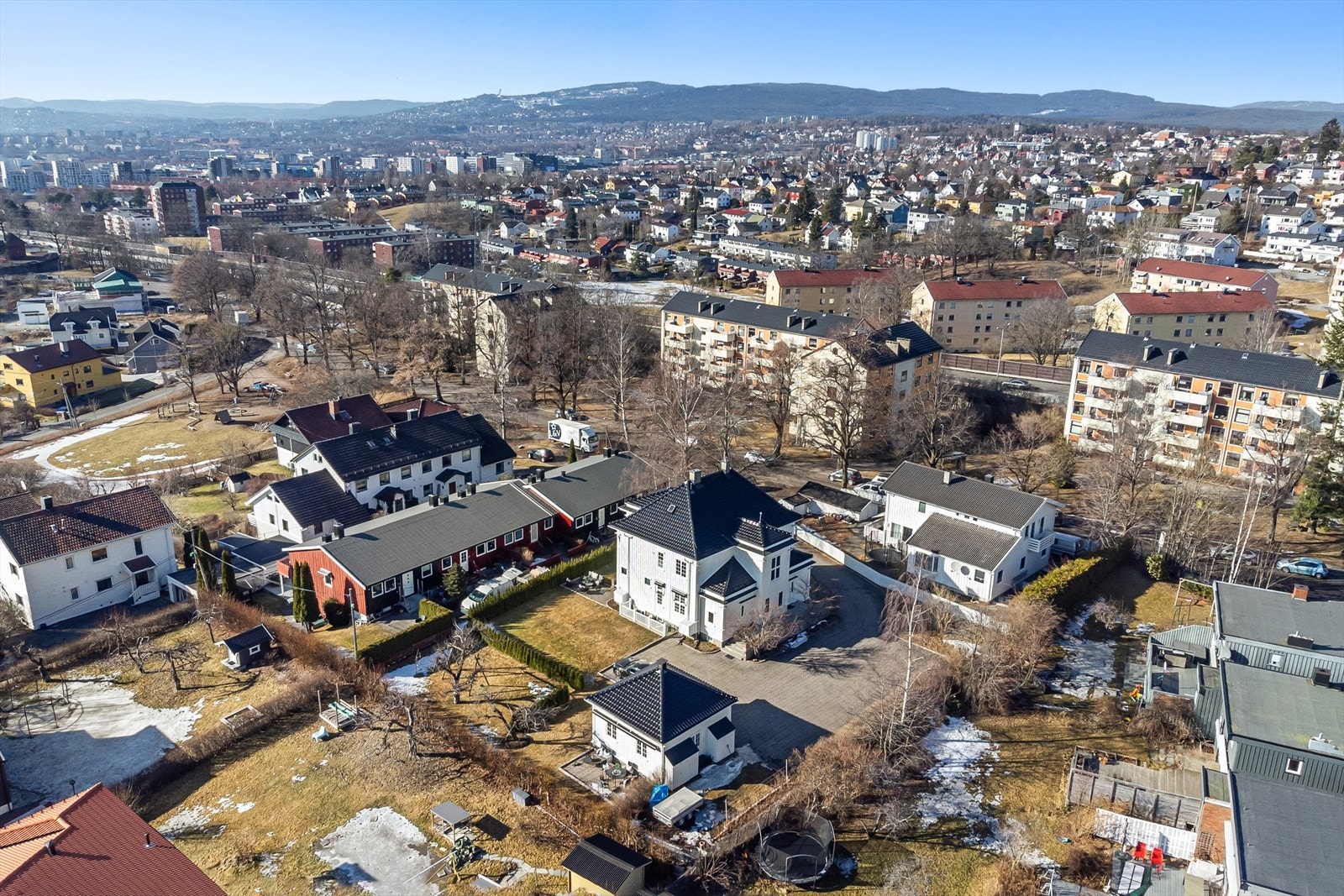 Refstad allé 13 - drone-6.jpg Galleribilde