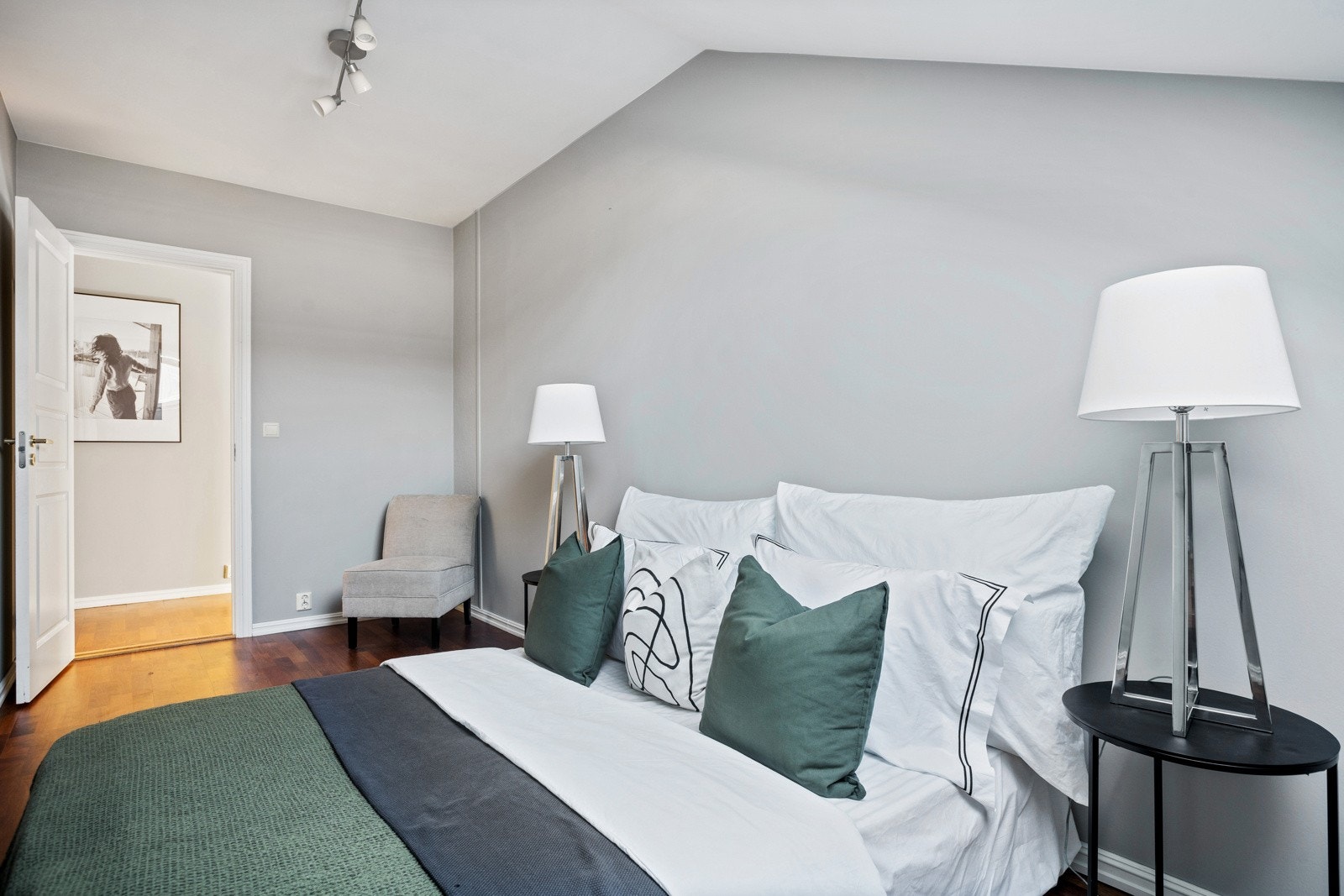 Soverom nr. 2. Galleribilde