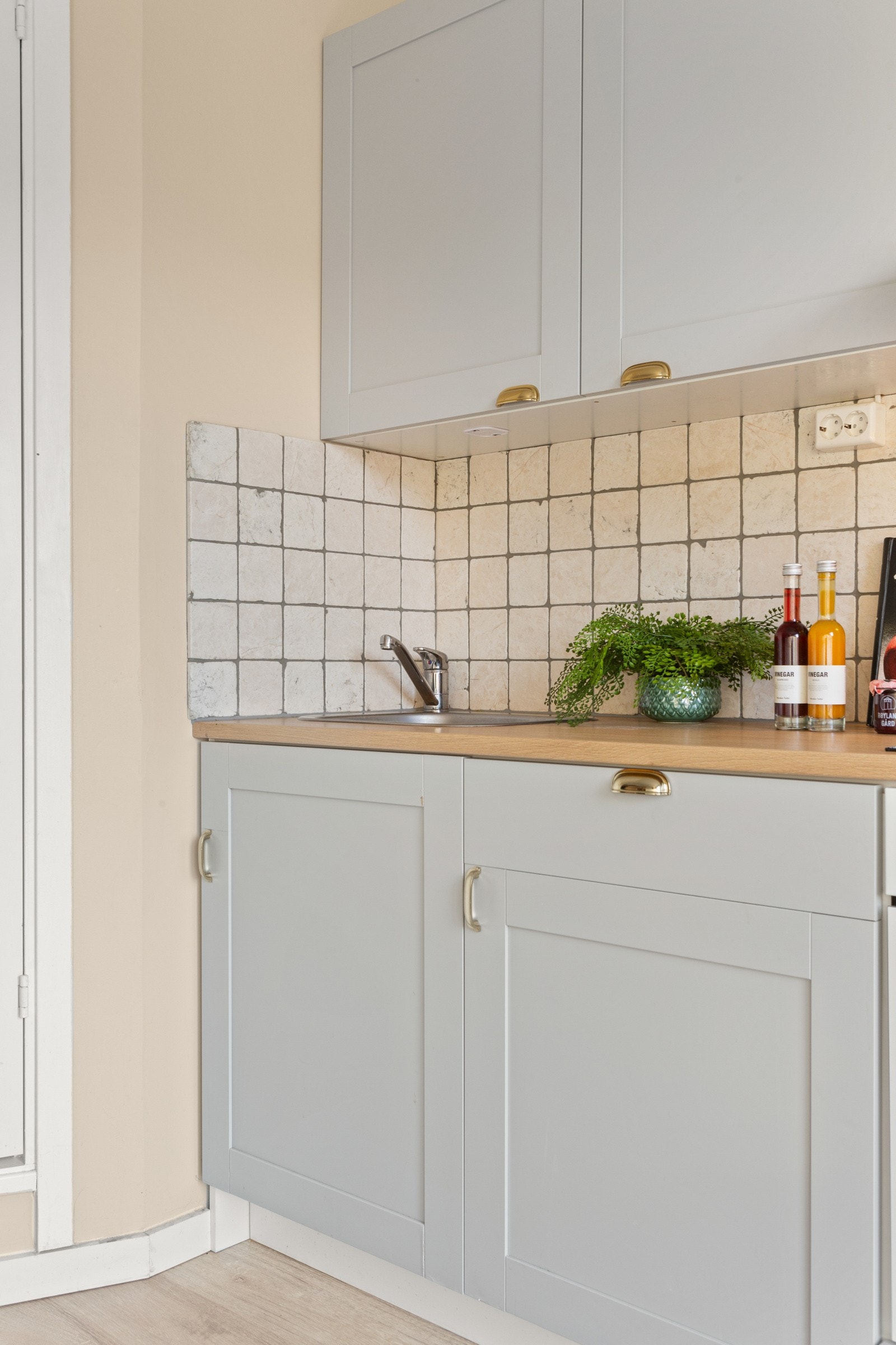 - Lyst og pent kjøkken - Galleribilde