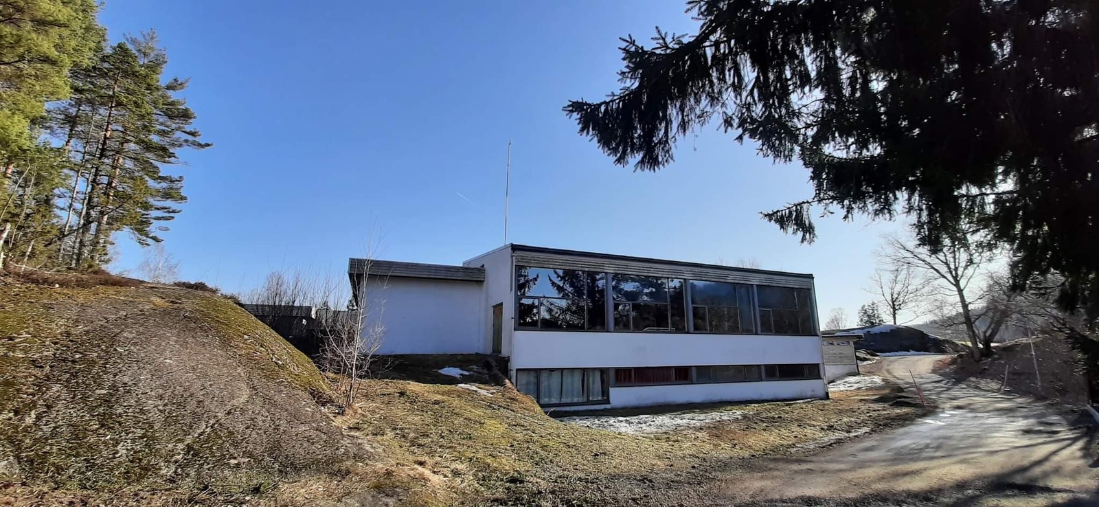 Skolebygg Galleribilde