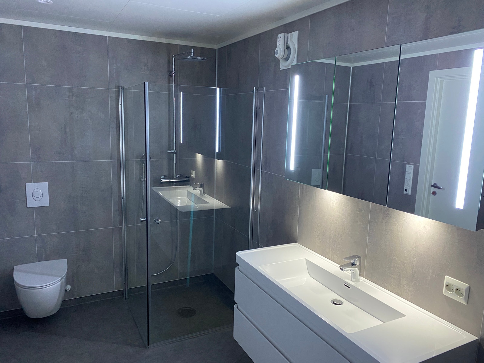 Stort bad i andre etasje Galleribilde