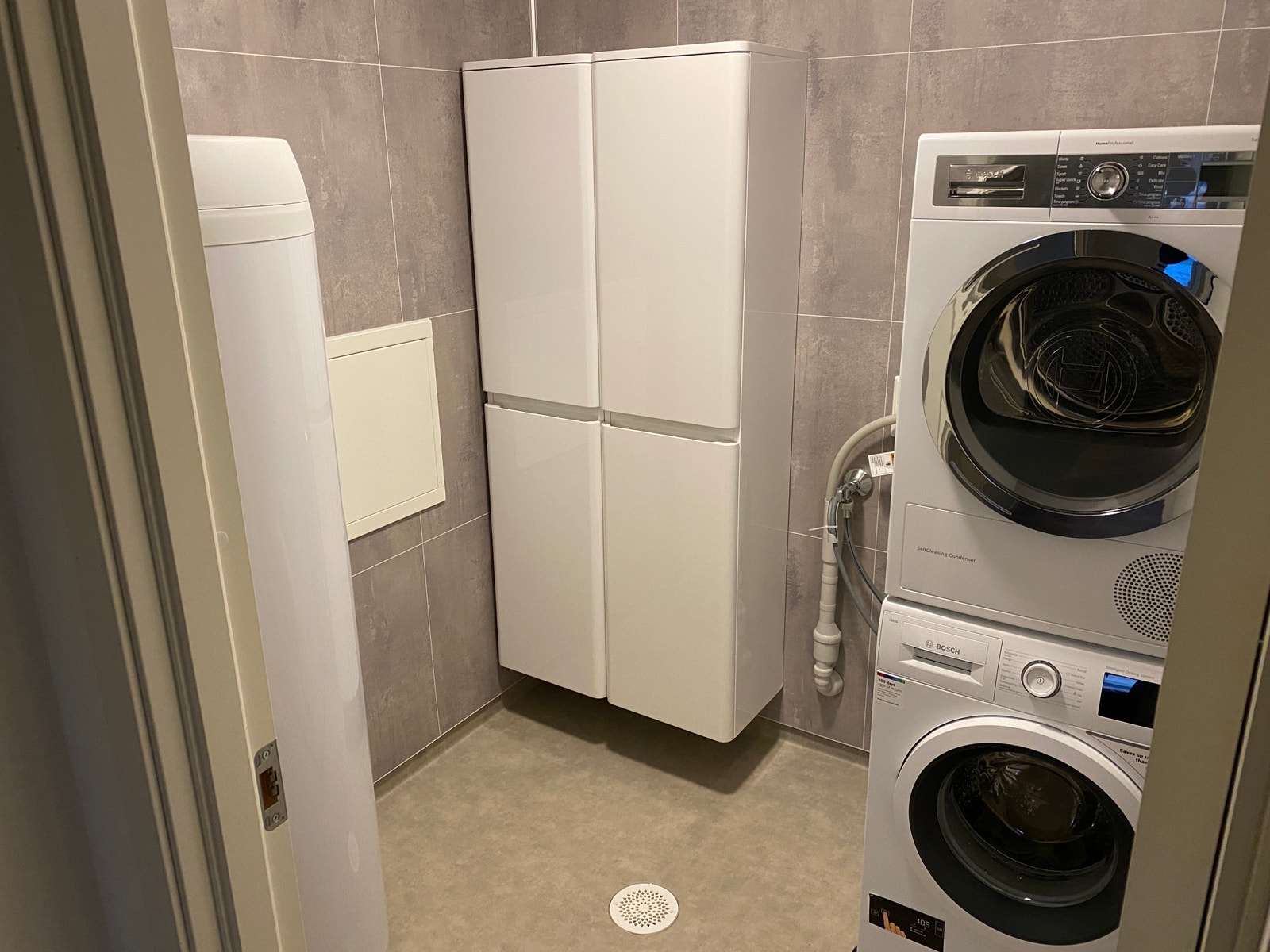 Teknisk rom i første etasje Galleribilde