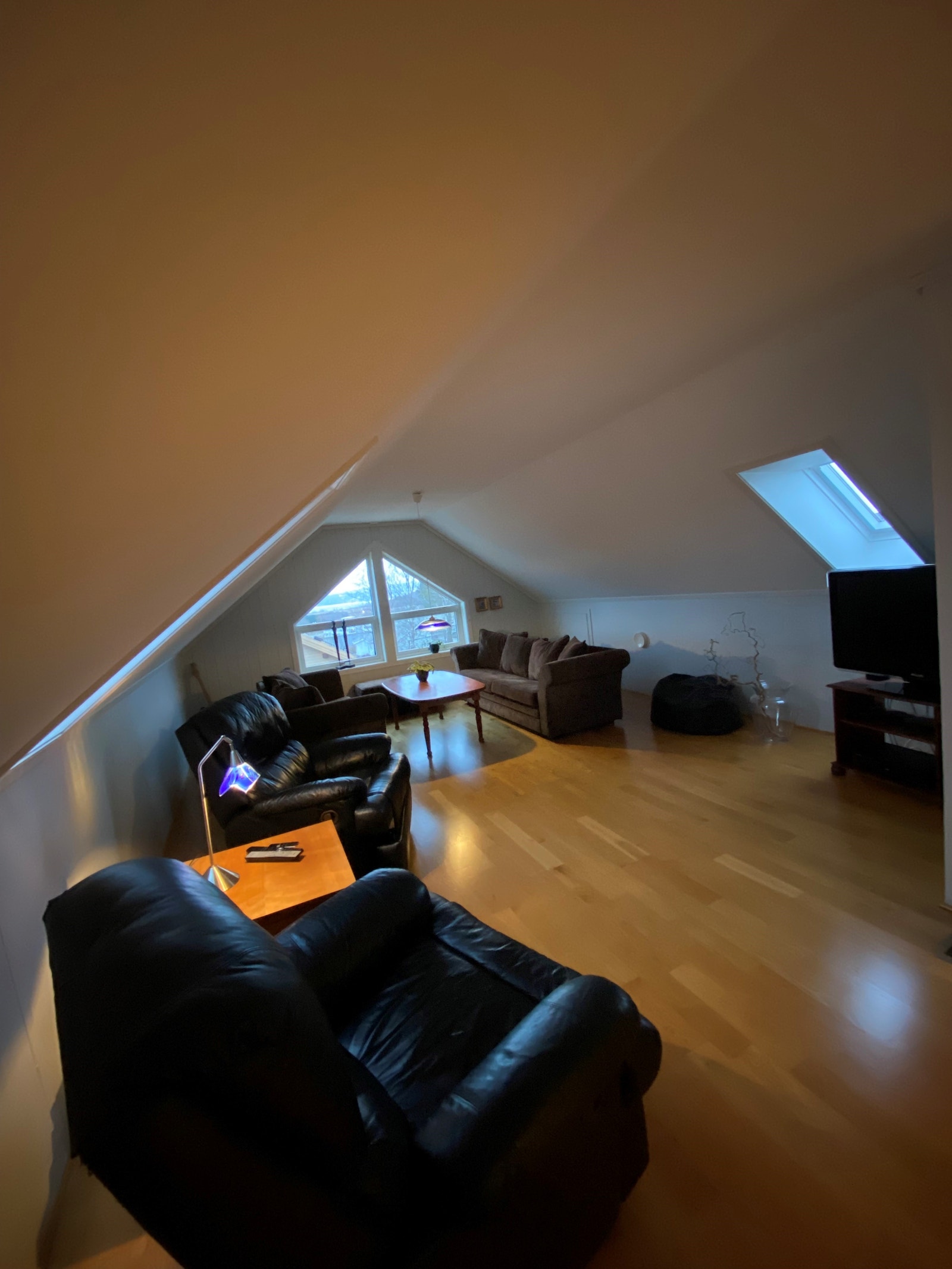 Loftstue Galleribilde