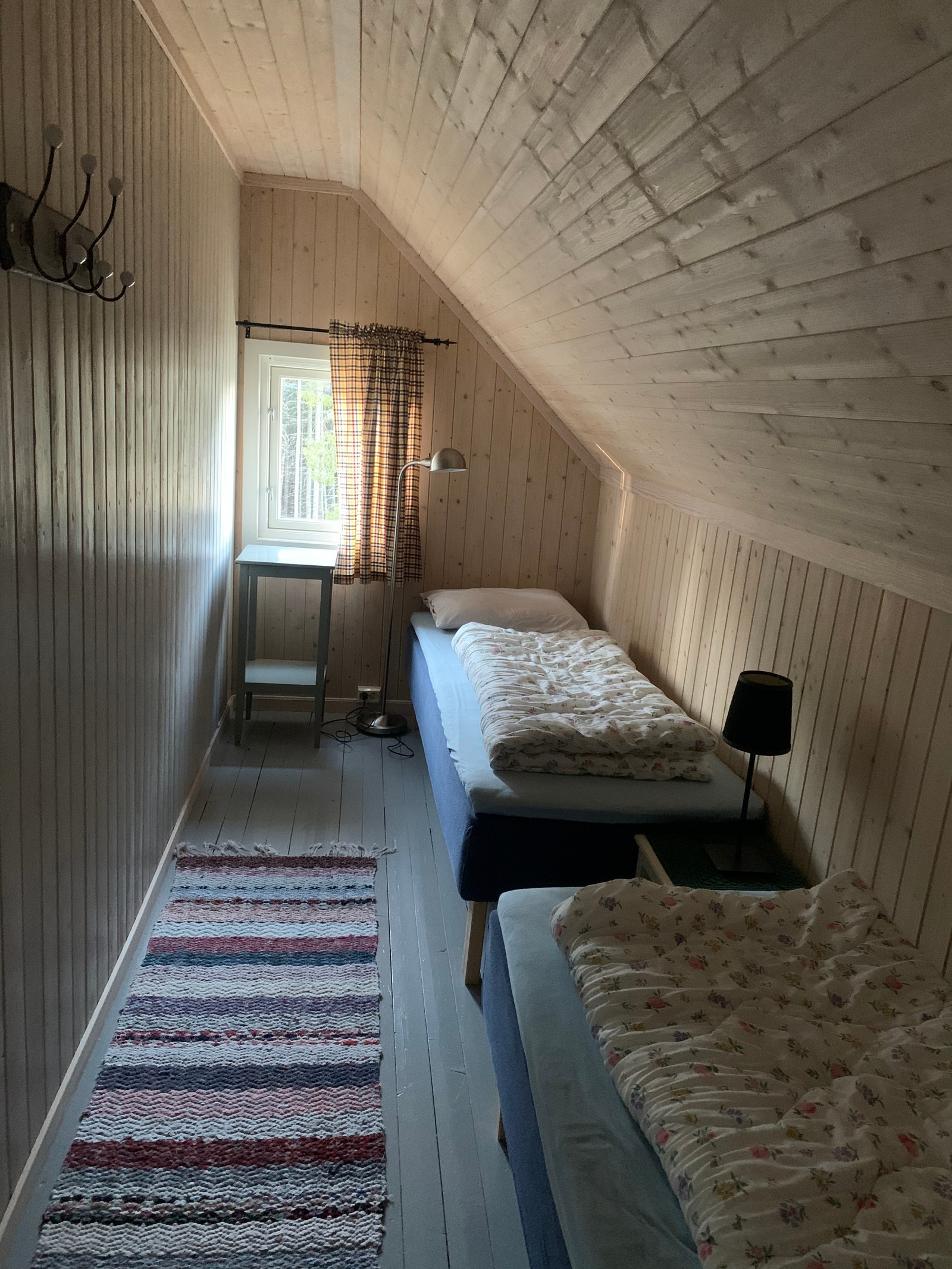 Alkove - muligheter for dobbeltseng fra vegg til vegg Galleribilde