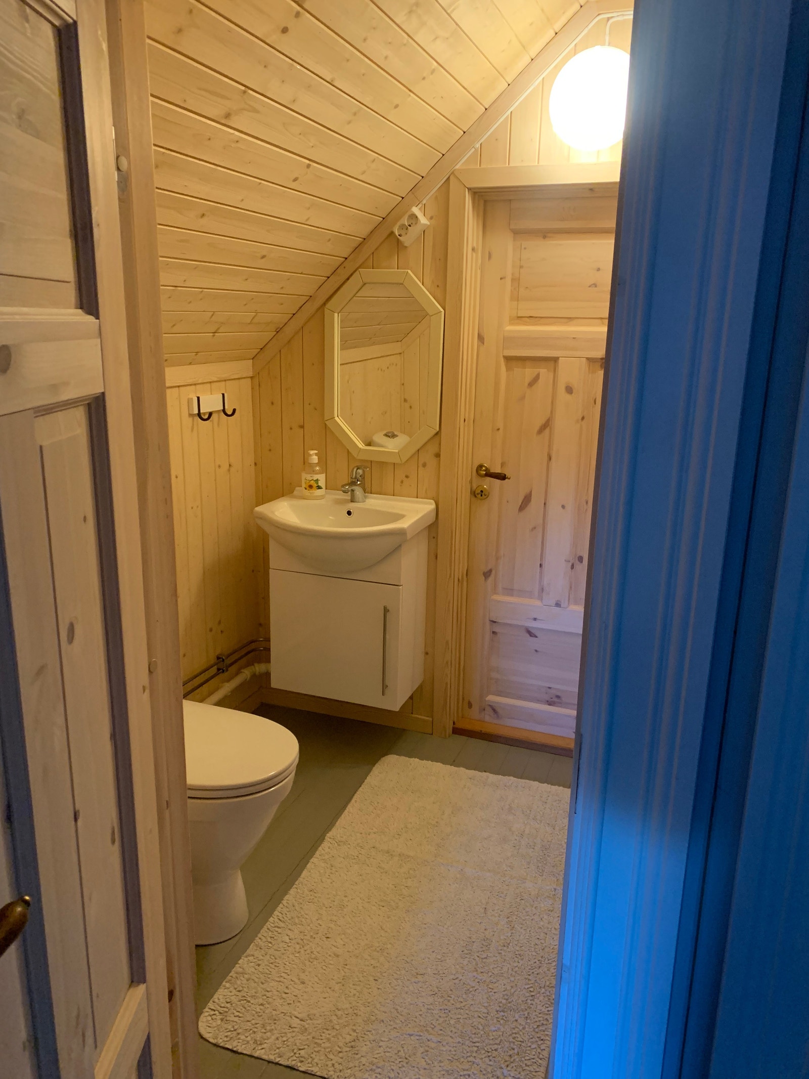 Toalett 2. etasje Galleribilde