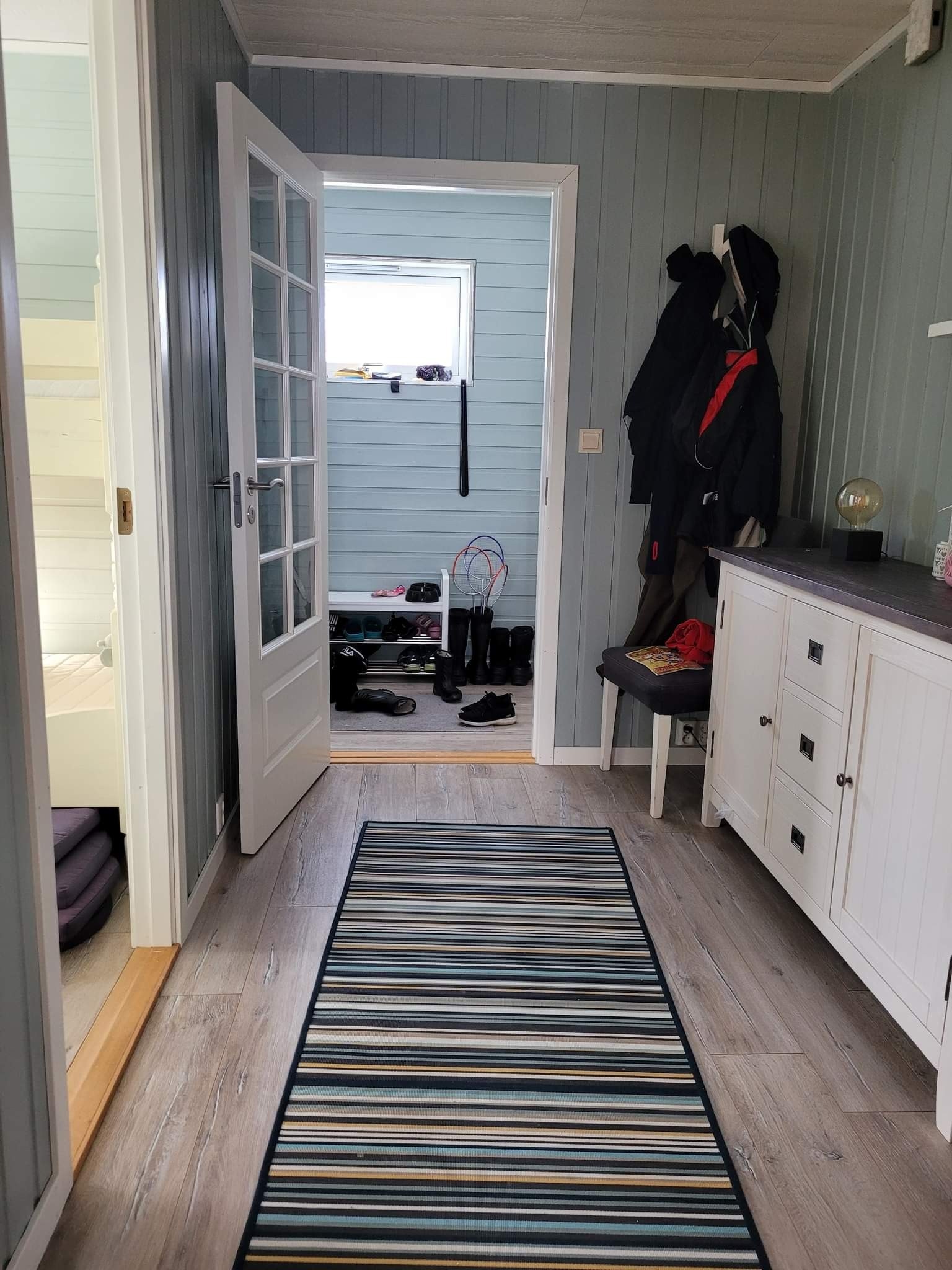 yttergang og mellomgang Galleribilde