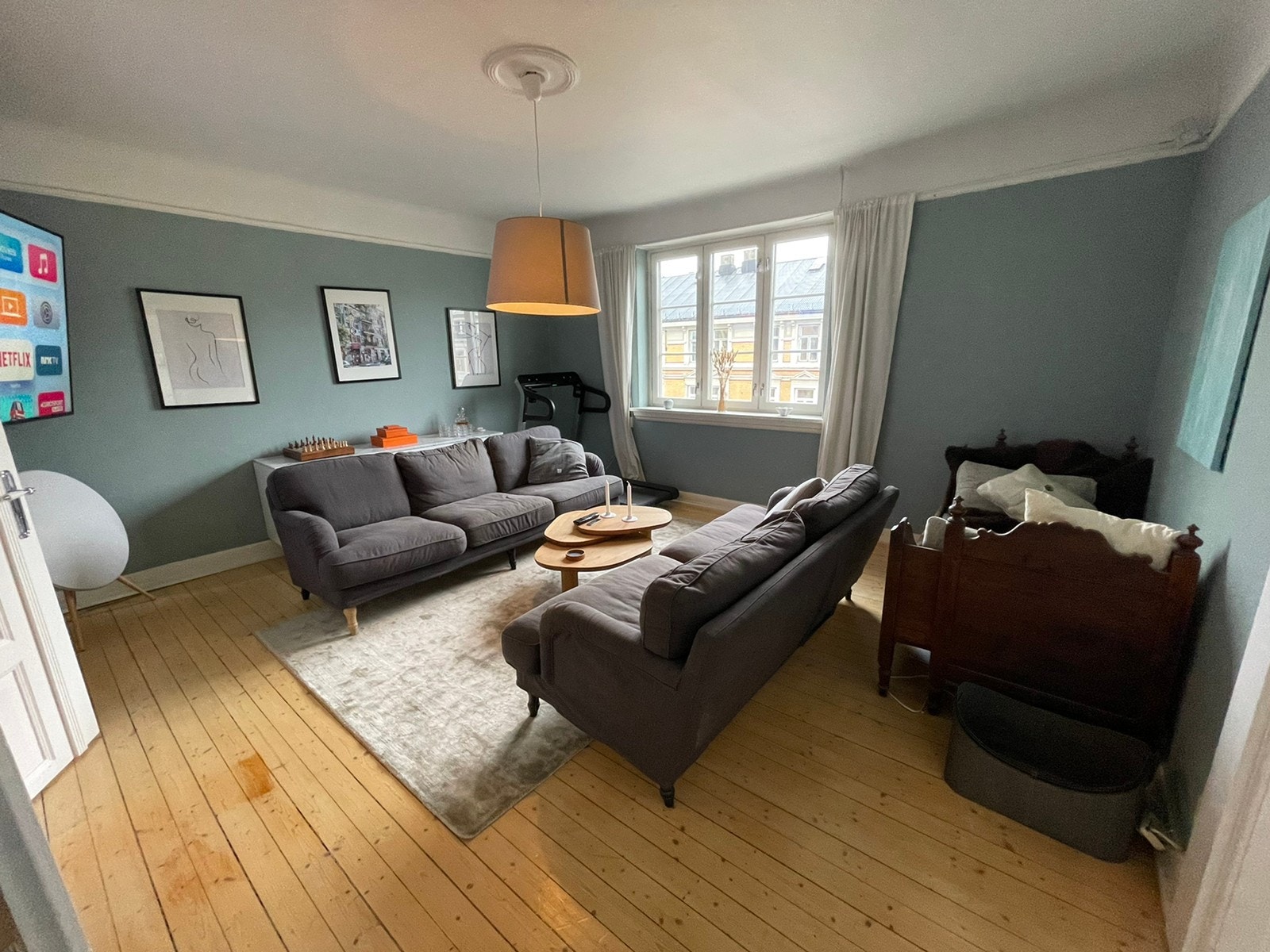 Hovedstuen med plass til mange Galleribilde