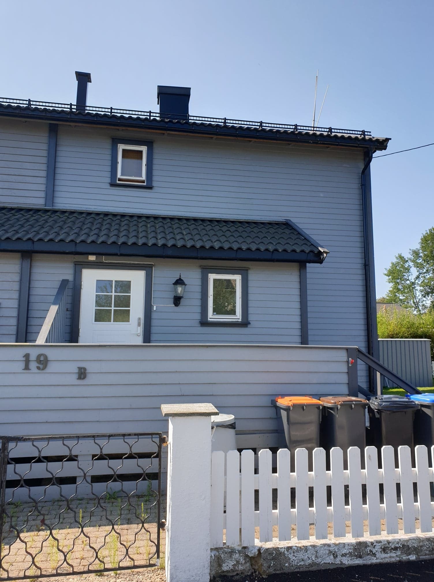 Inngangsparti, tomannsbolig Galleribilde