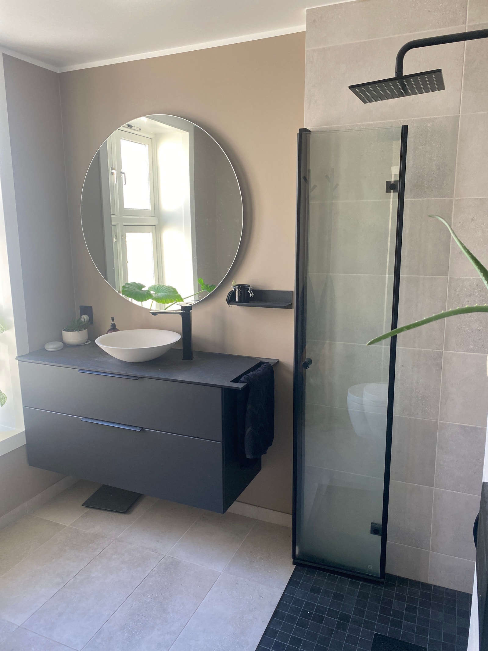 Nyrenovert bad fra 2021 Galleribilde