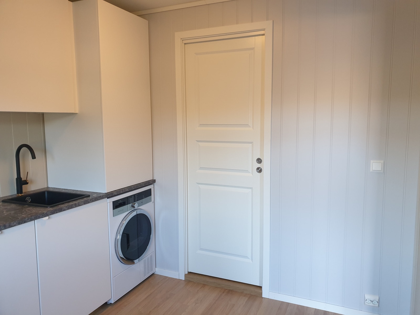 Inngang til bad Galleribilde