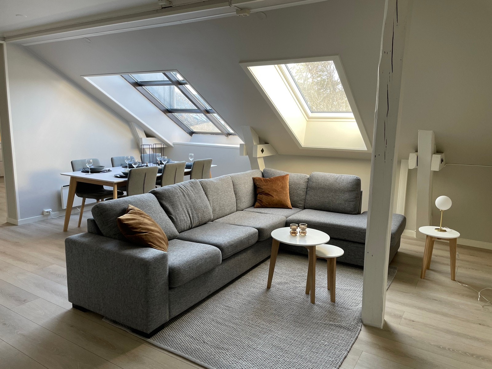 Lys og trivelig stue Galleribilde