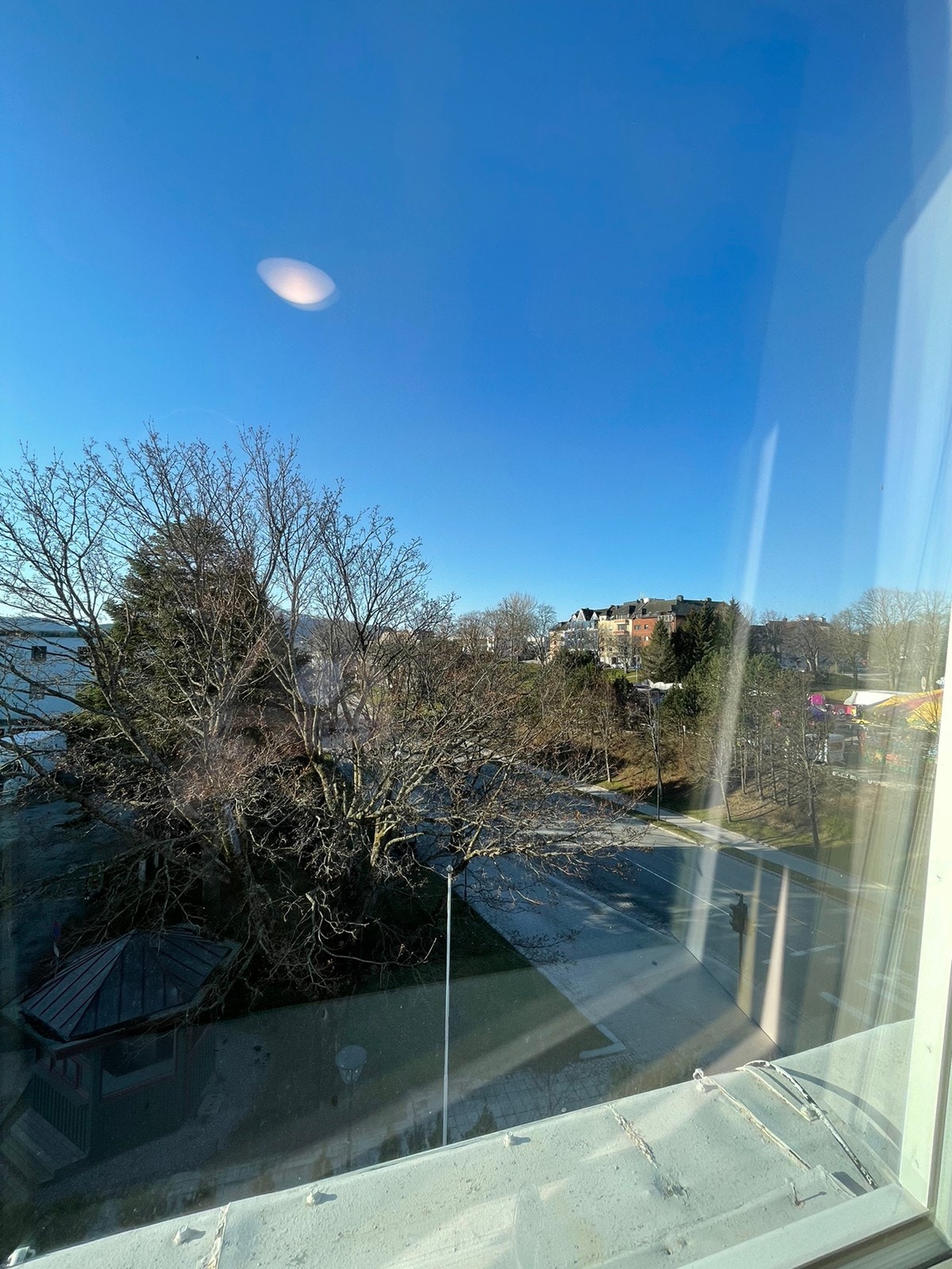 Utsikt kjøkkenvindu Galleribilde