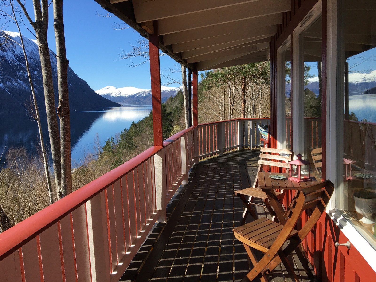 Veranda med utsikt Galleribilde