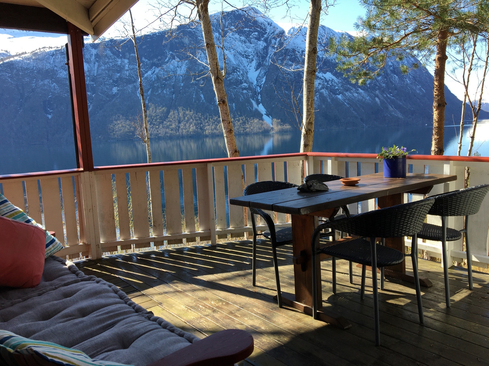 Veranda med utsikt Galleribilde