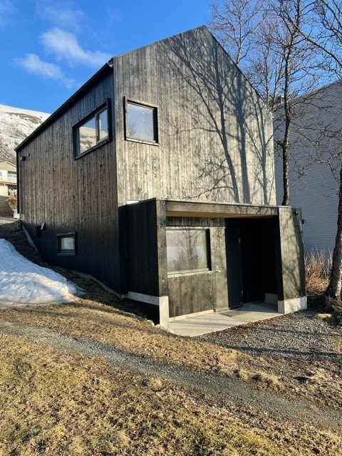 egen inngang/anneks Galleribilde