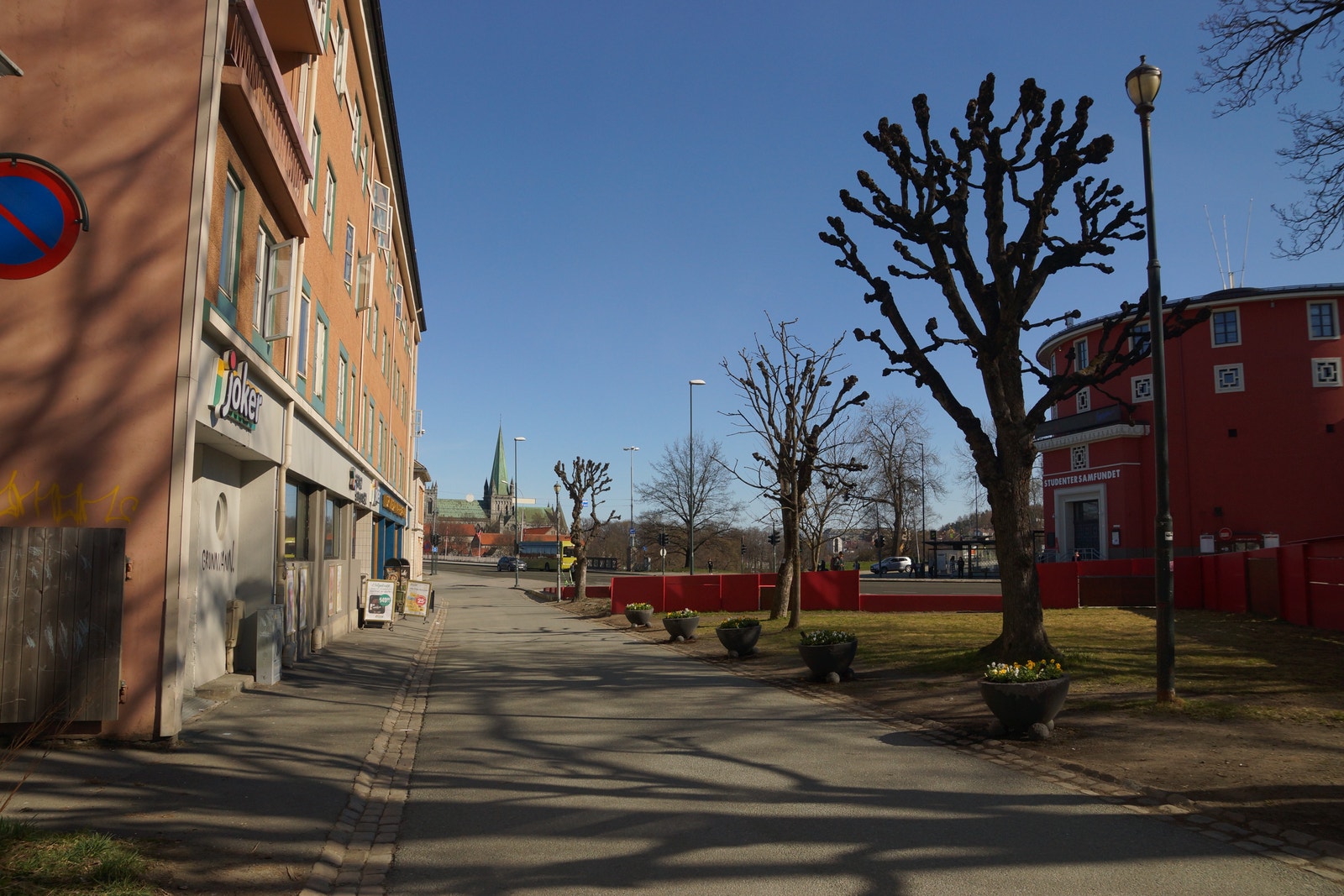 Bilde tatt fra fremsiden Galleribilde