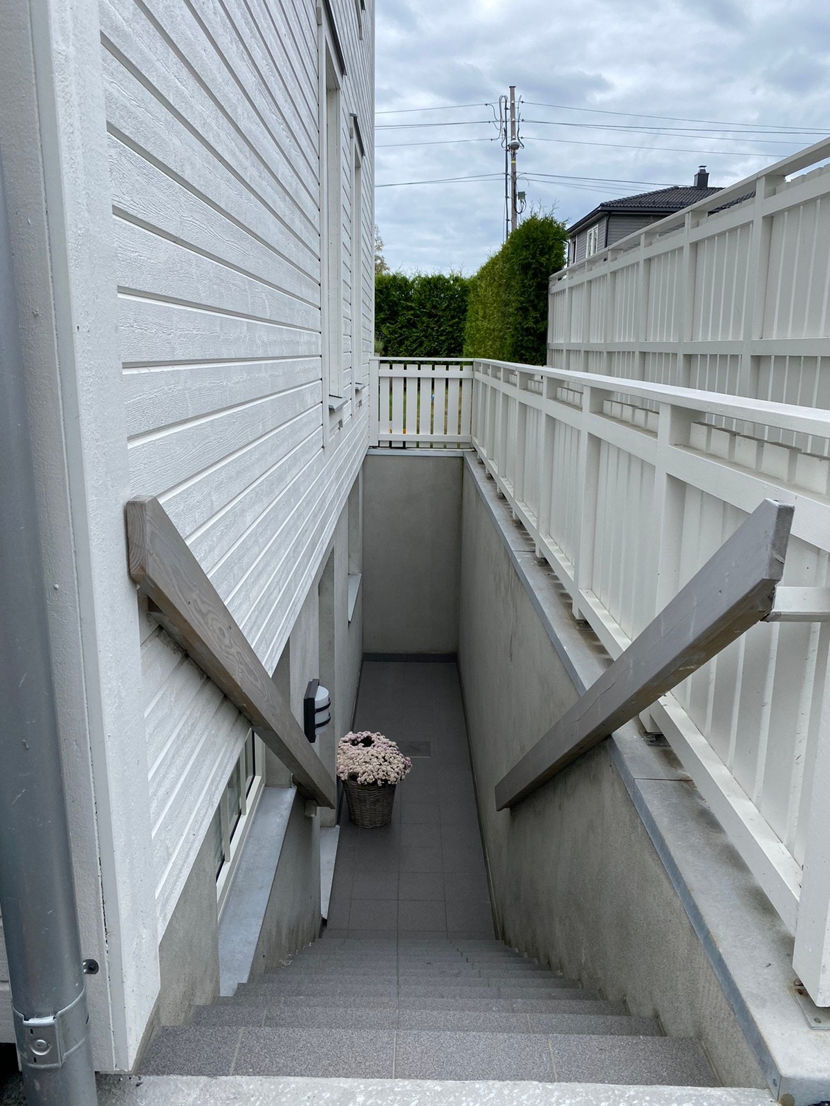 Egen inngang til hybel Galleribilde