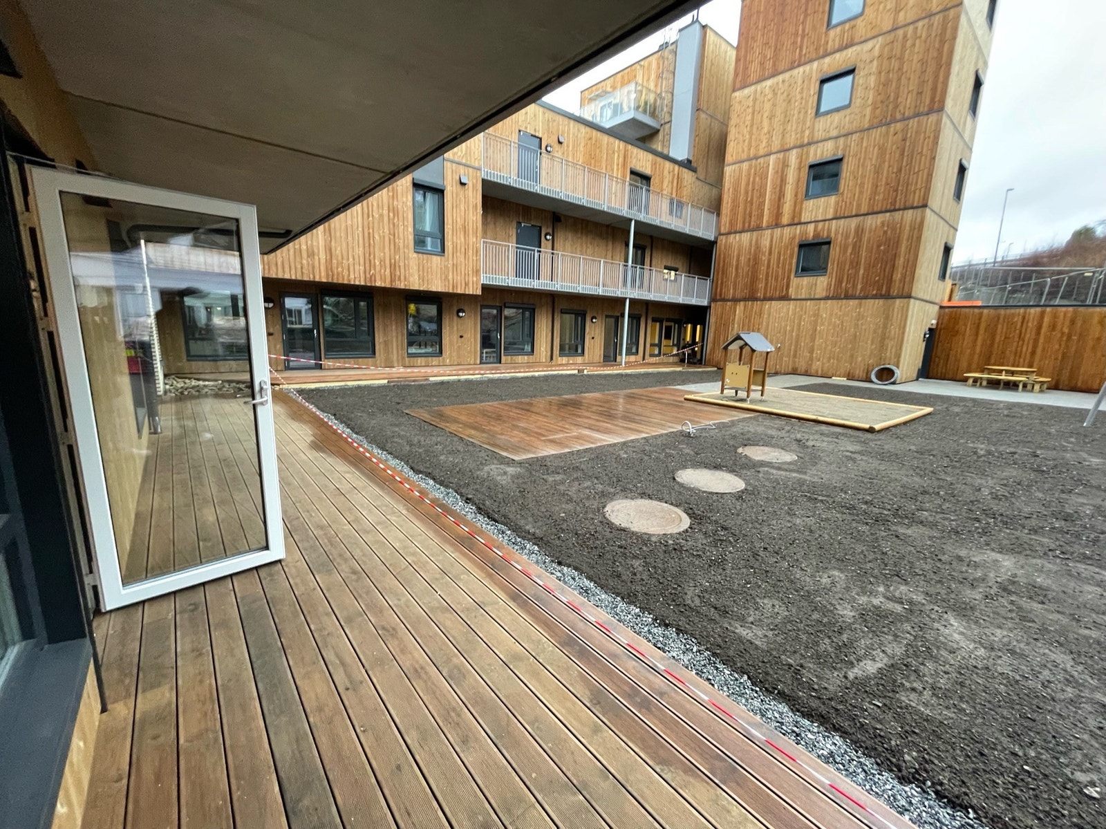 Park / lekeplass (ferdigstilt mai) Galleribilde
