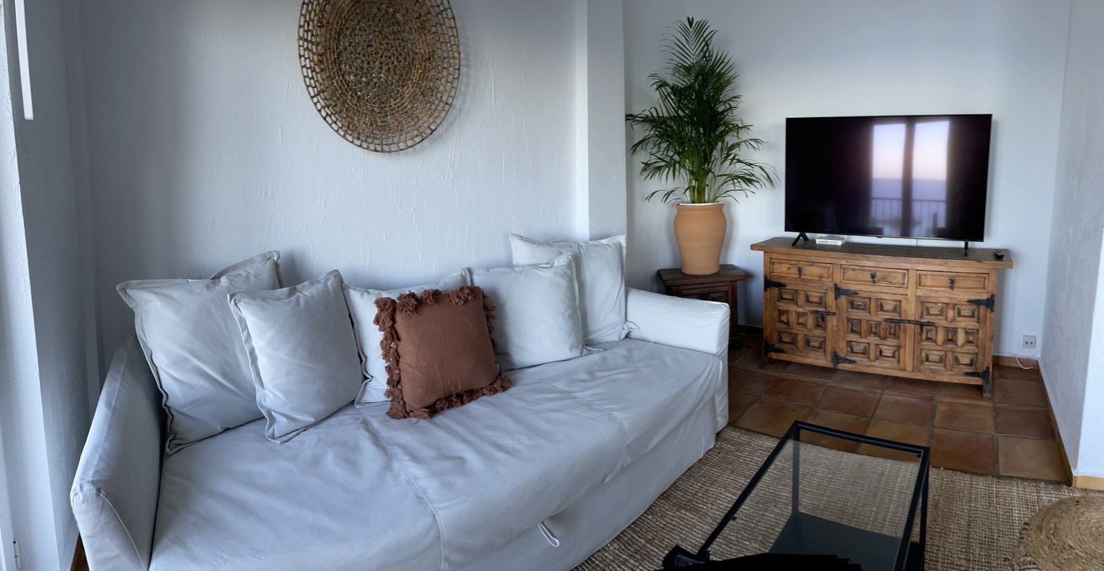 Nytt smart-TV med mulighet for appstyring fra telefonen. Galleribilde
