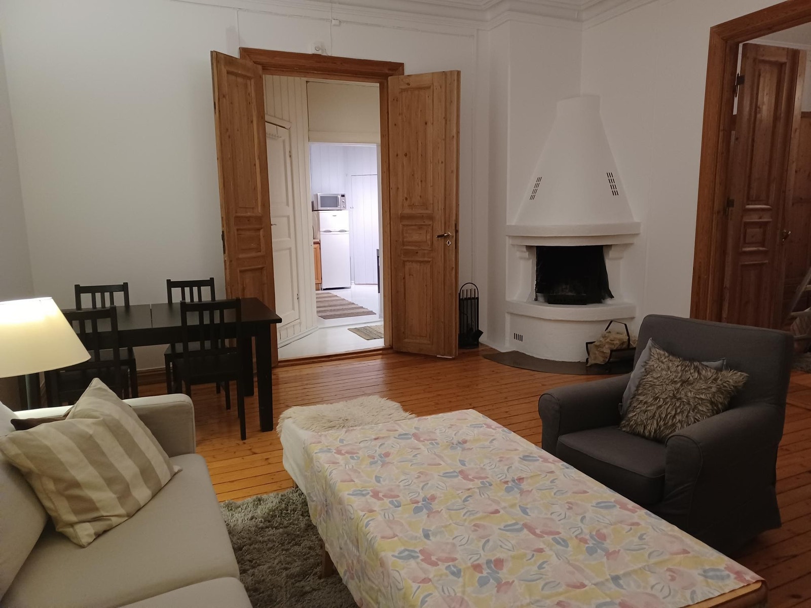 Romslig stue Galleribilde