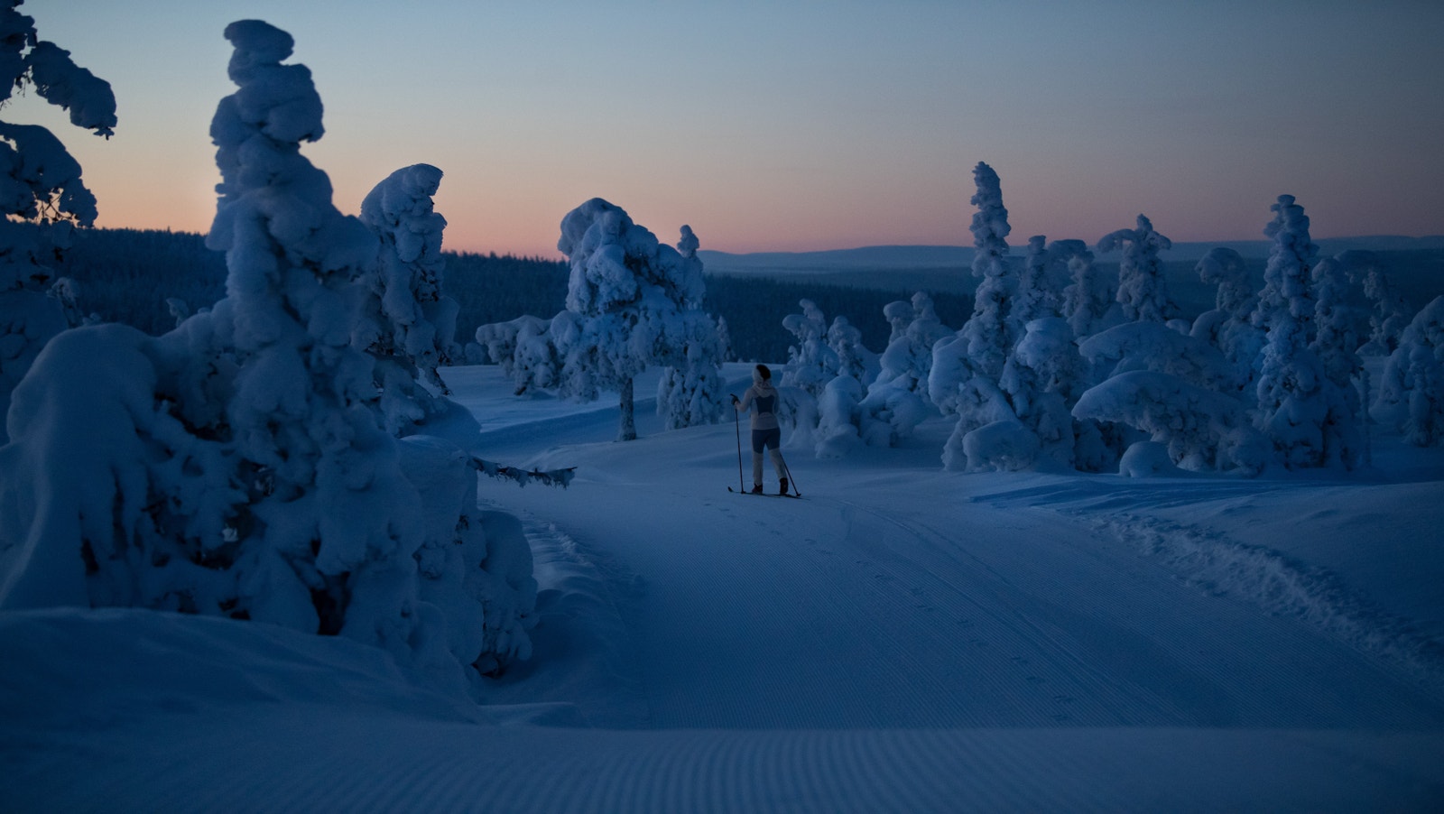 Kveldstur i preparerte løyper. Galleribilde