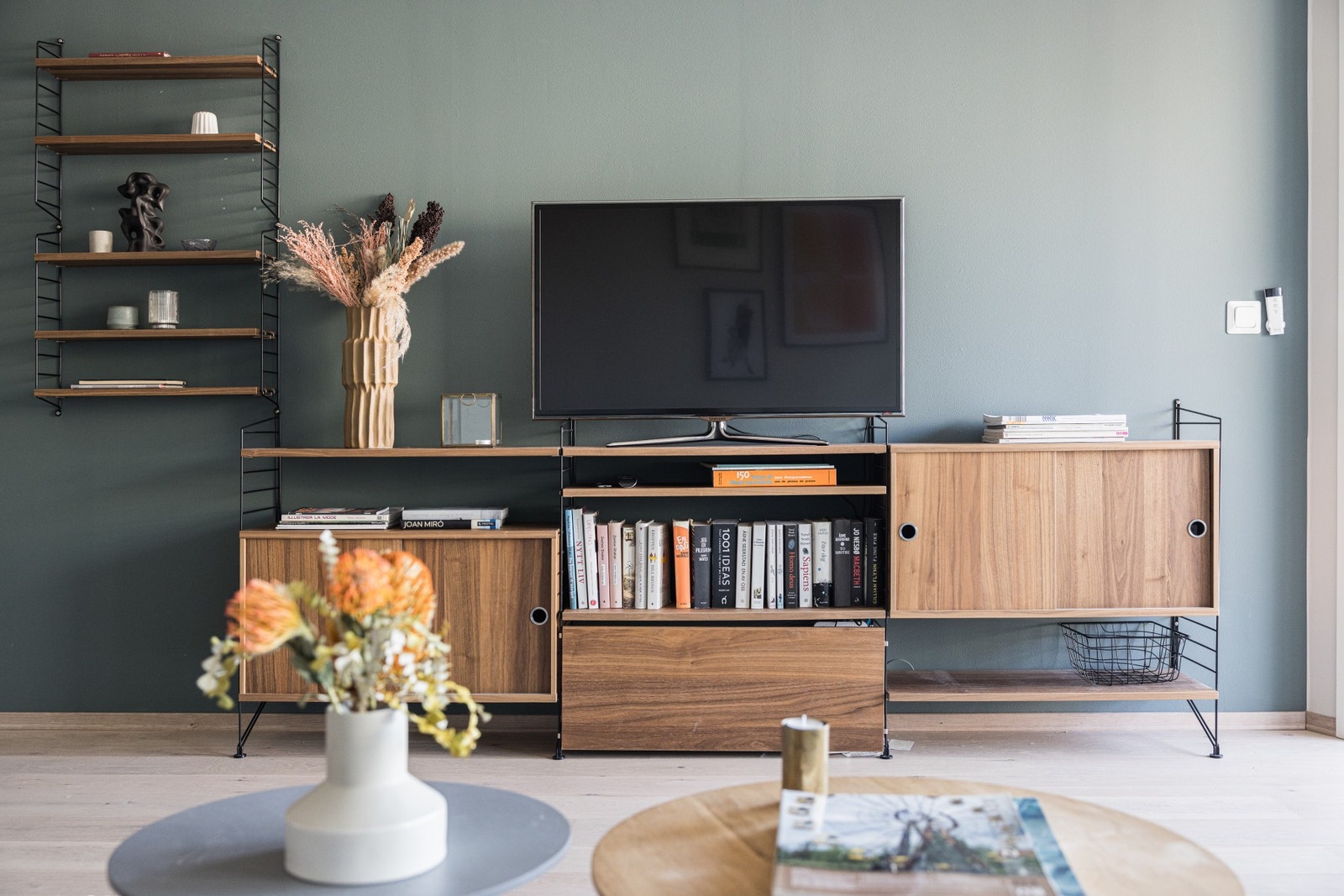 Harmoniske og tidsmessige fargevalg samt nyere enstavs parkett fra 2019. Galleribilde