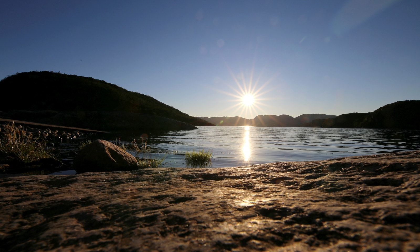 Utsikt over Kvernevatn i nabolaget Galleribilde