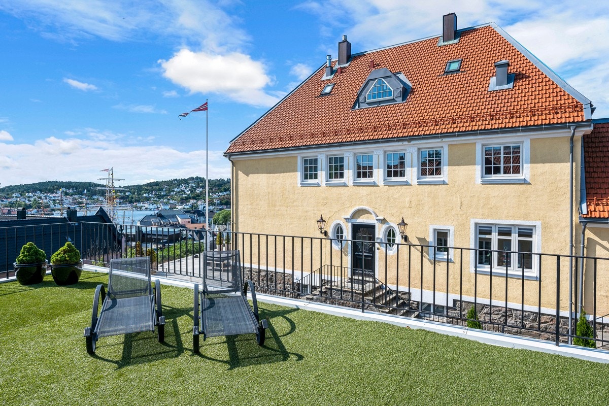 "Hage" på taket av garasjen Galleribilde