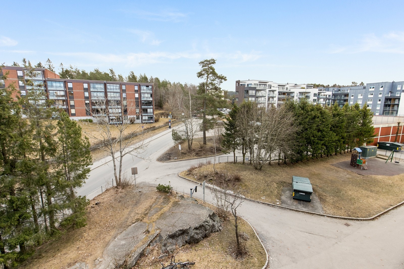Leiligheten har en barnevennlig beliggenhet. Galleribilde