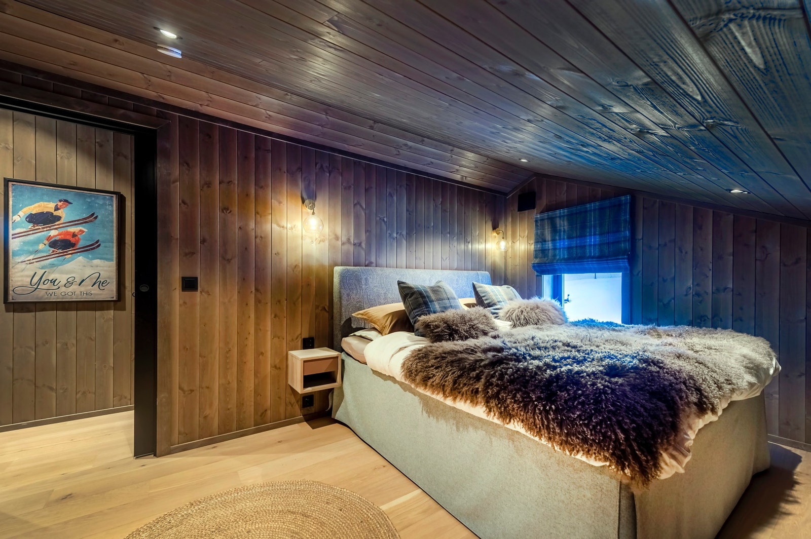 To av soverommene er på 4,8 kvm mens de resterende er på henholdsvis 6,9 kvm og 8,5 kvm. Galleribilde