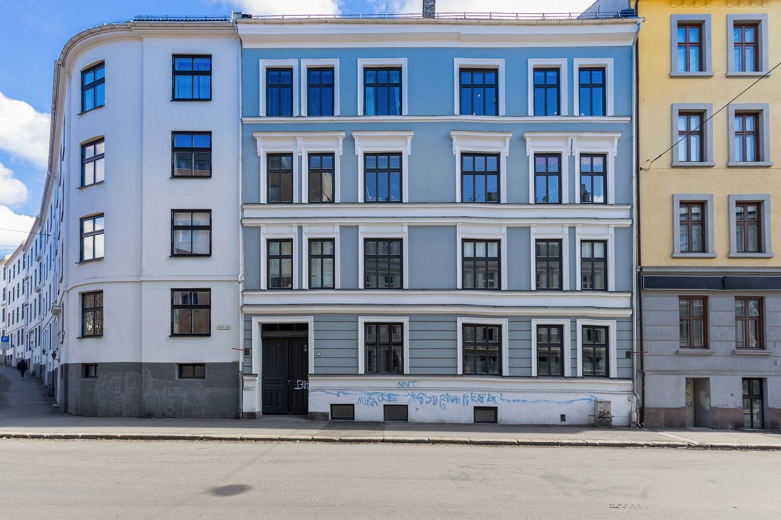 Spennende oppussingsobjekt i klassisk bygård fra 1895 Galleribilde