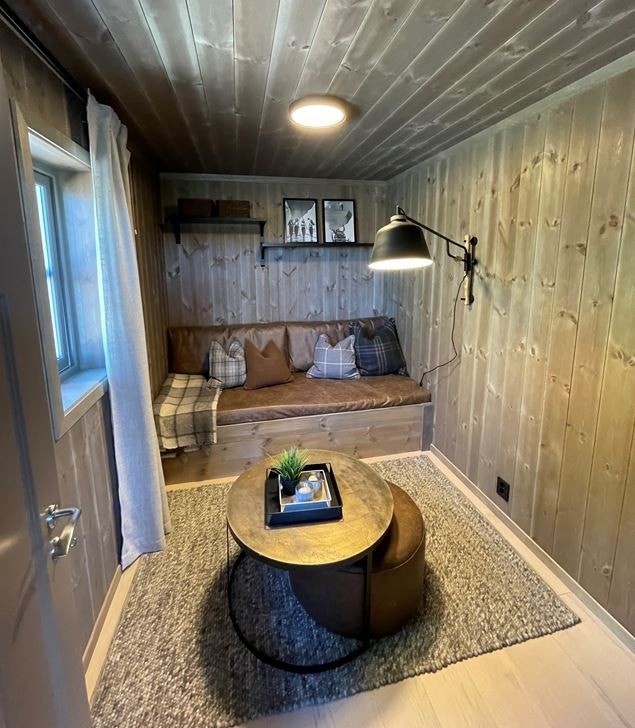 Soverommet ved stua kan fint innredes som tv stue Galleribilde