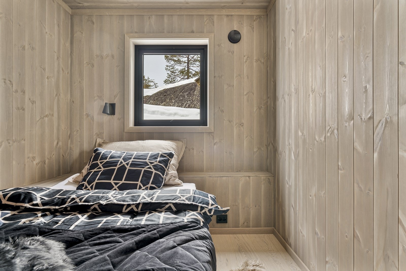 Ett av to soverom i 1.etasje Galleribilde