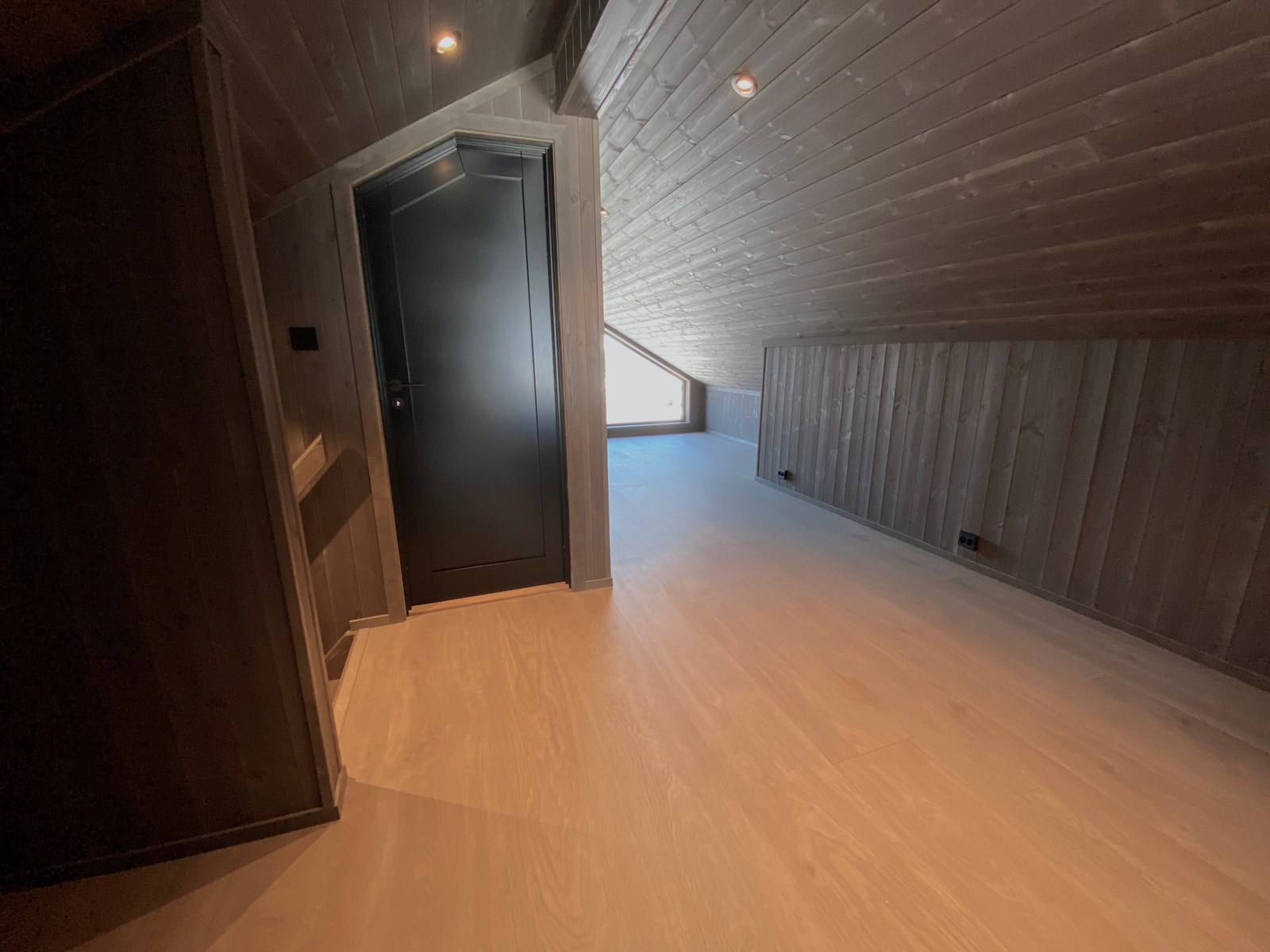 Gang / loftatue Galleribilde