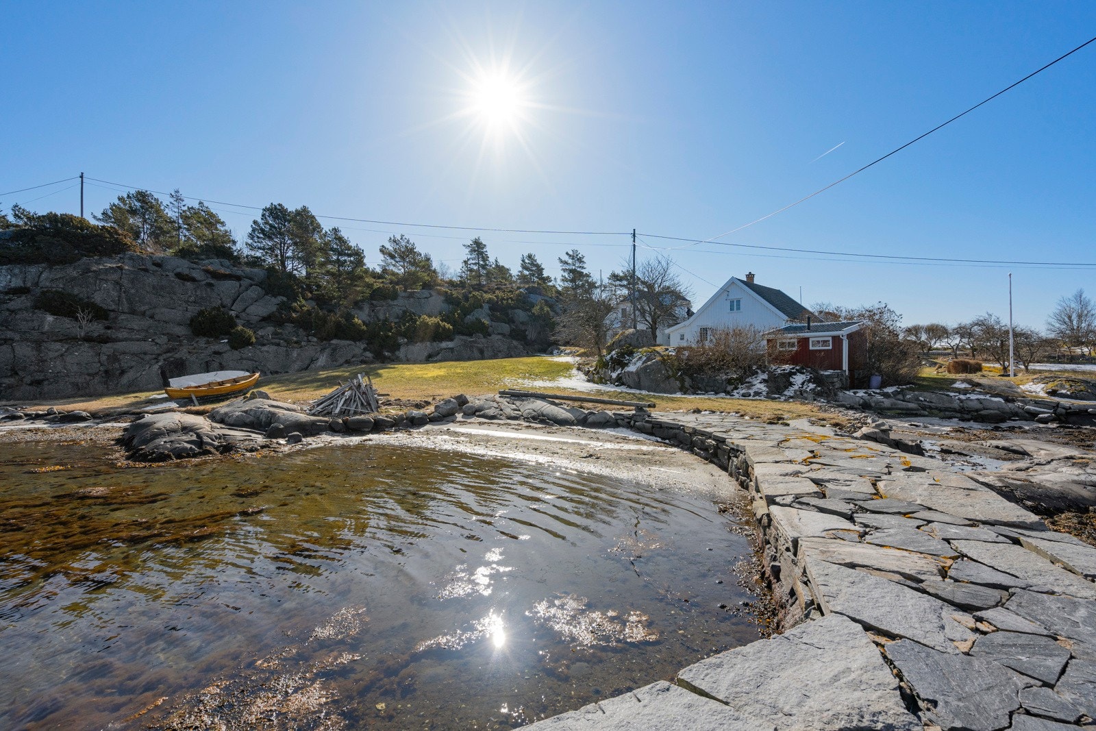 Egen bukt med naturlig sandstrand Galleribilde