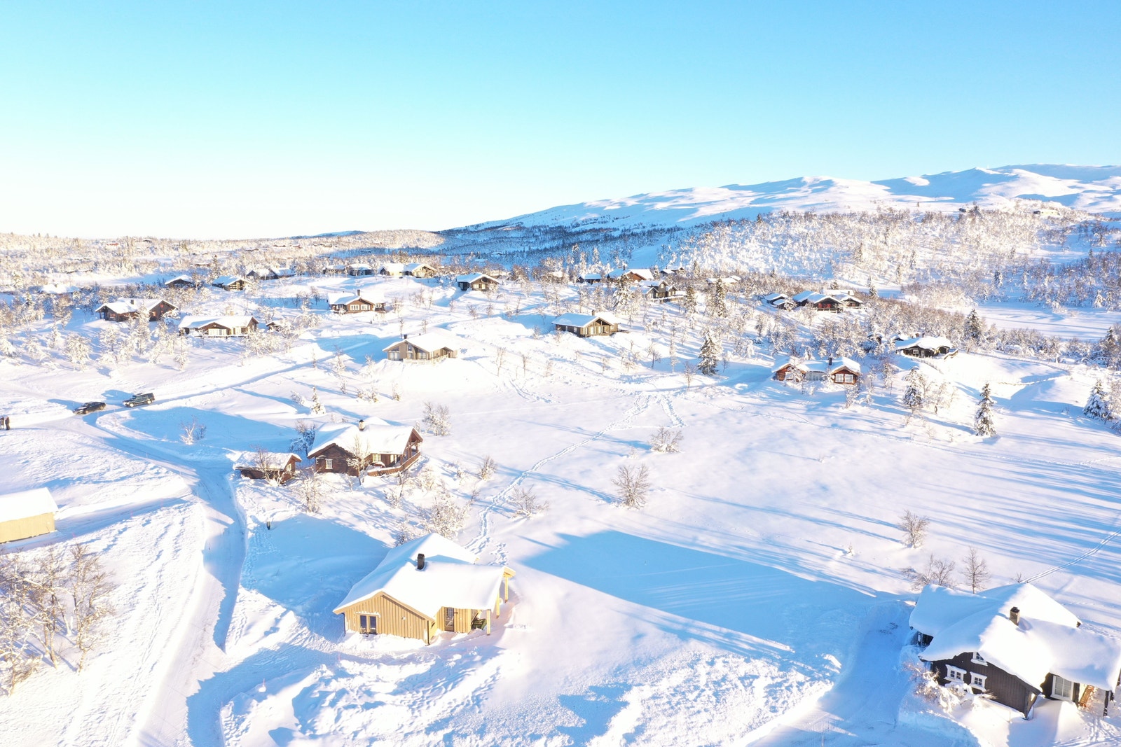 Idylliske Ølsjølitoppen på Lenningen i Valdres Galleribilde