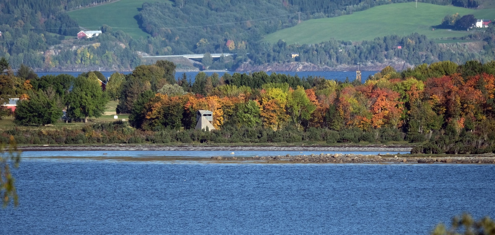 Tautra sett fra Landshaug Galleribilde