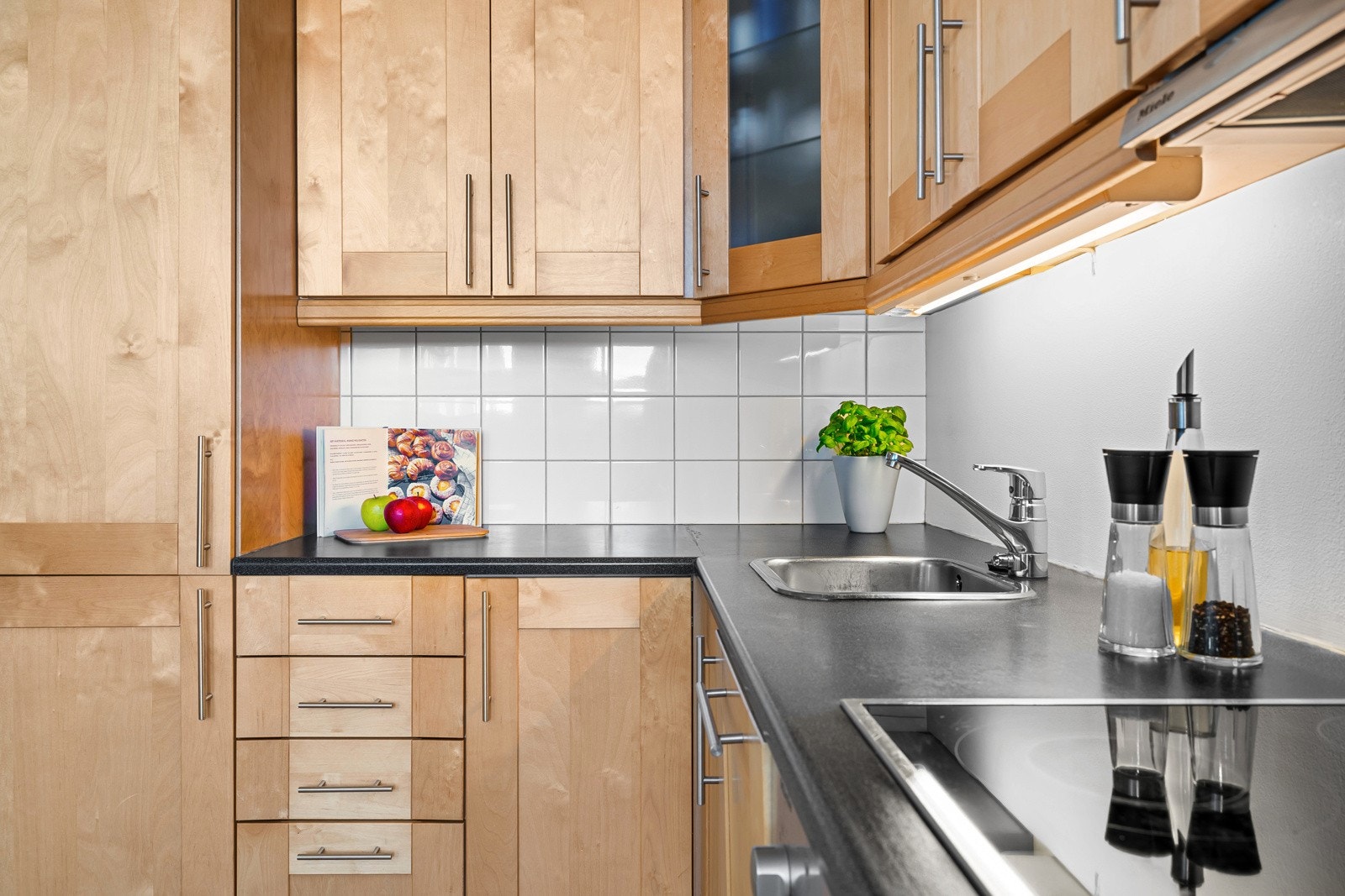 Kjøkkenet fremstår i god stand og er vurdert til tilstandsgrad 1 av takstmann Galleribilde