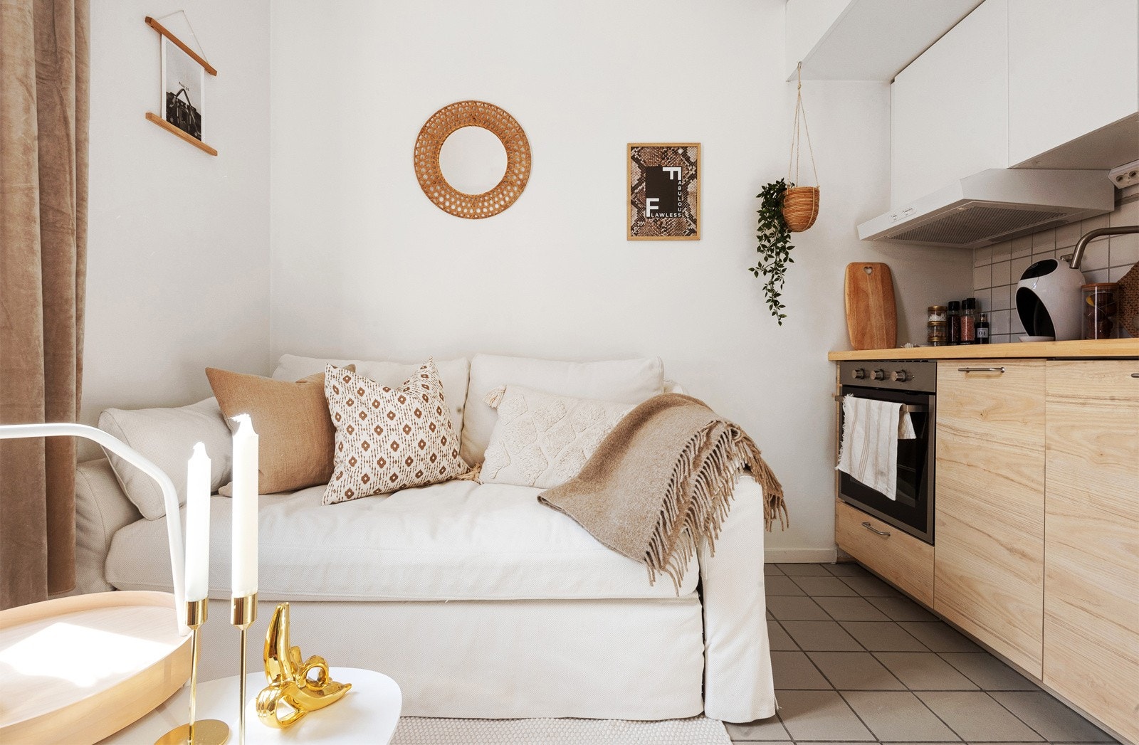 Den effektive leiligheten utnytter hver kvadrat til det maksimale og er en fullskaffen bolig på 13 kvm Galleribilde