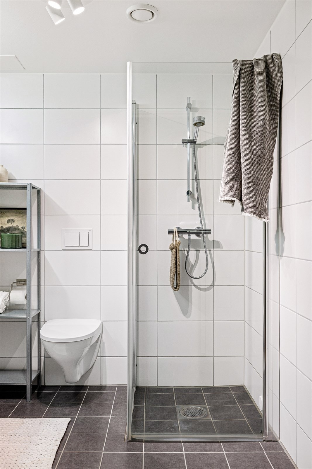 Dusj med innfellbare glassdører Galleribilde