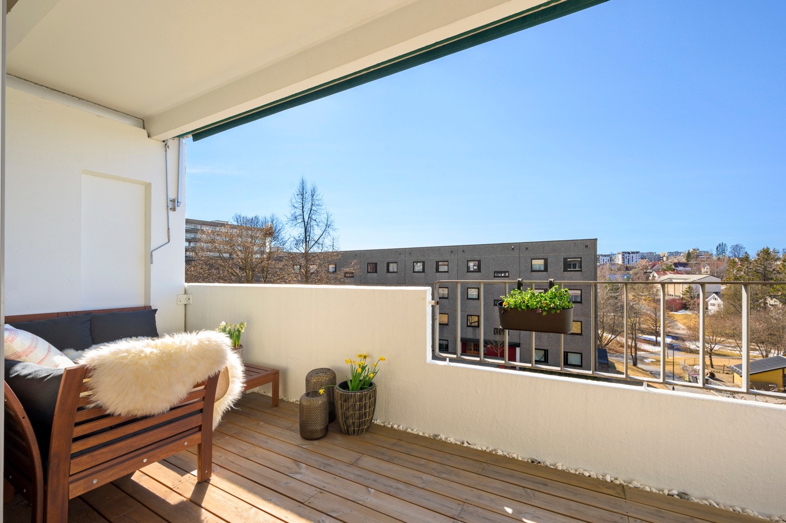 Hovseterveien 56B er en romslig og moderne 2-roms leilighet i attraktive Meklenborg Borettslag. Galleribilde