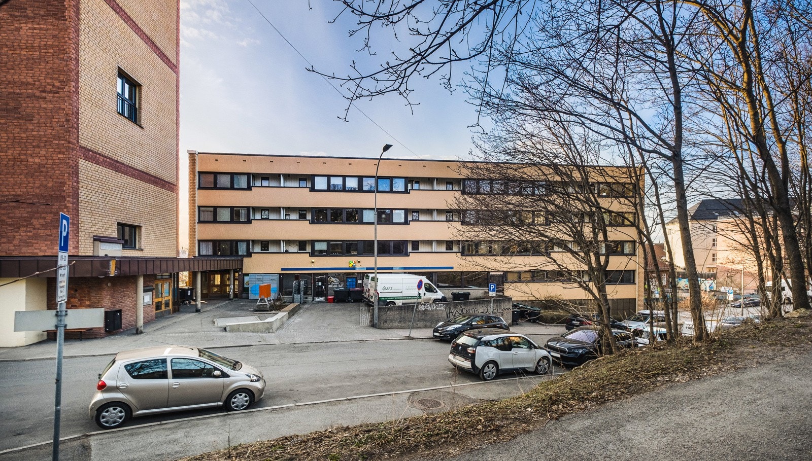 Fasade sett fra Enerhauggata. Galleribilde