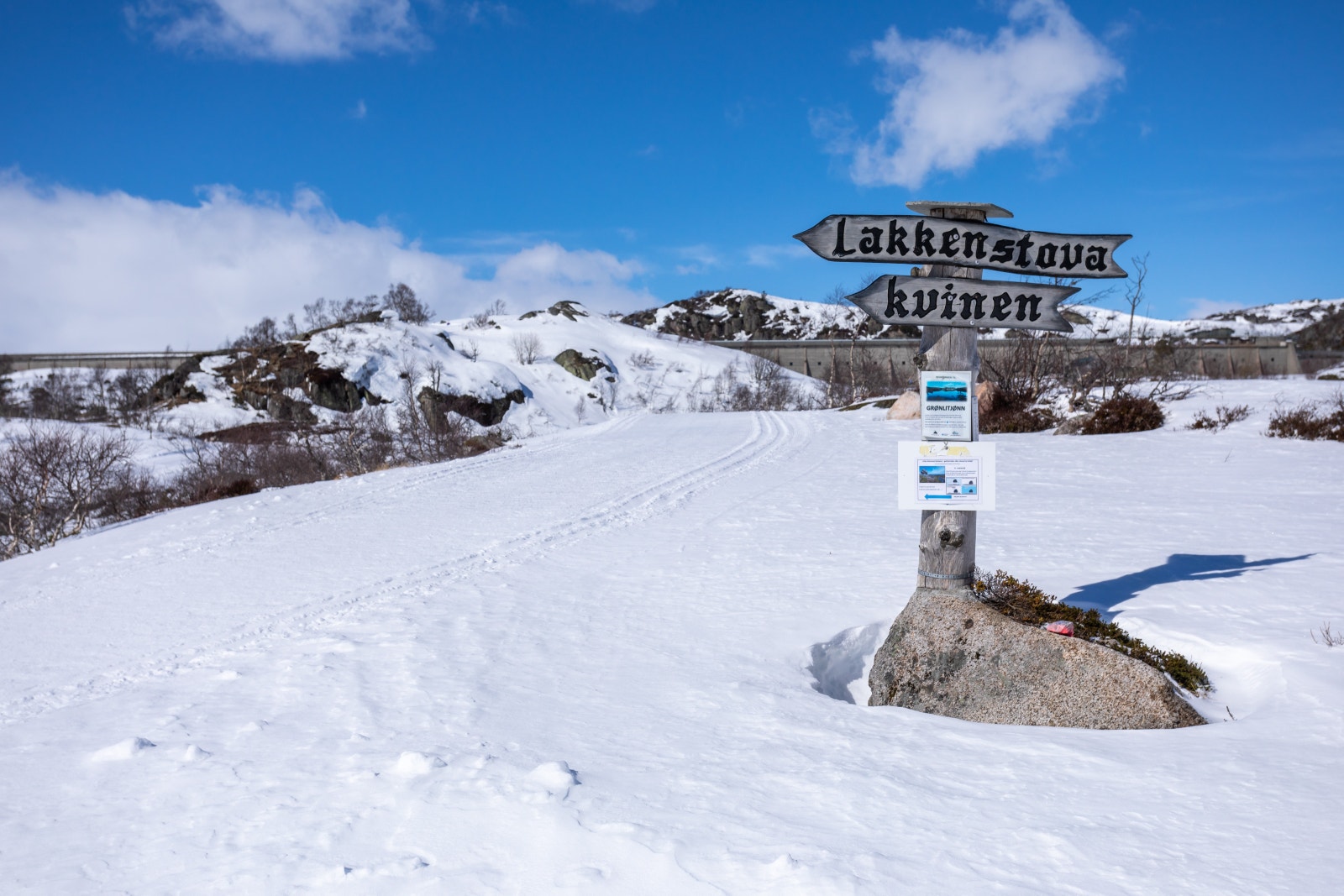 Start skiløype - like ved hytte Galleribilde