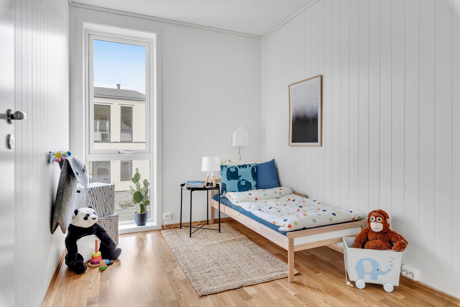 Soverom 2 i 2.etasje. Bilde fra tilsvarende bolig. Galleribilde