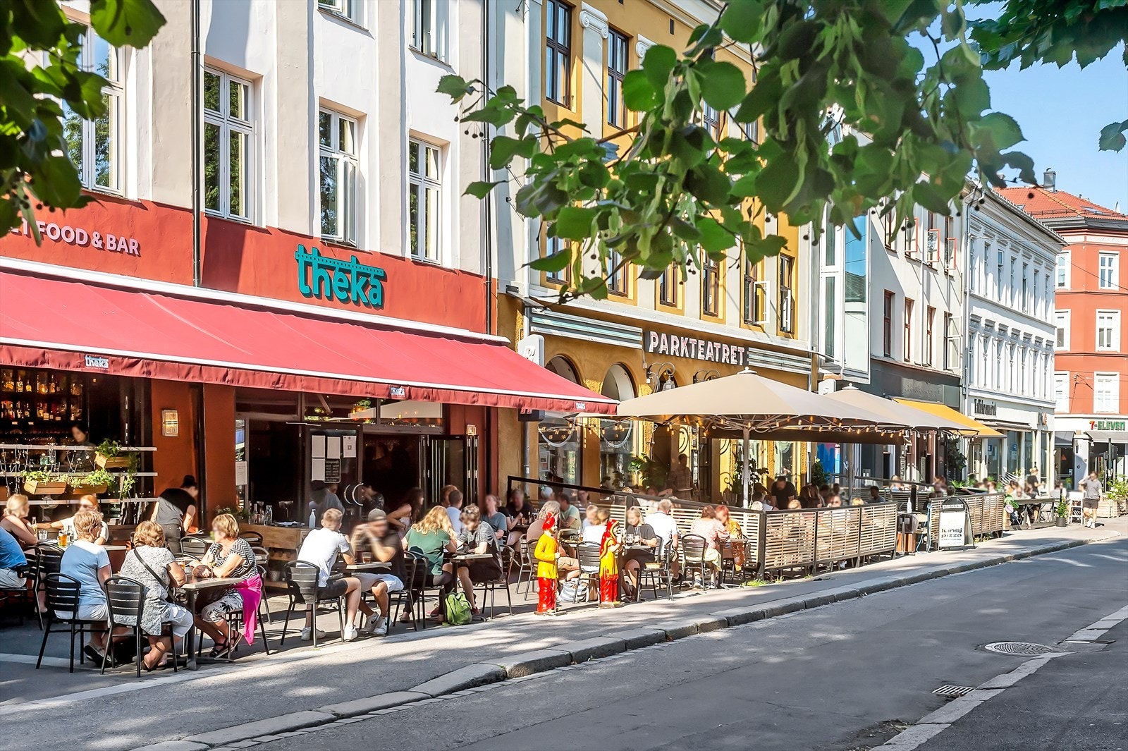Grünerløkka er en av de mest populære og attraktive bydelene i sentrale Oslo. Området er i dag mest kjent for sitt pulserende uteliv, hyggelige gatecaféer, markeder og små nisjeforretninger. Galleribilde