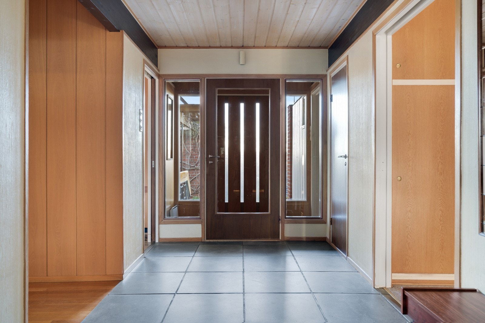 Adkomsten. Galleribilde